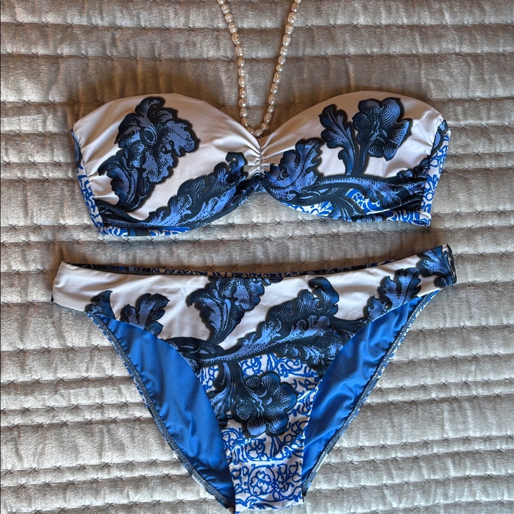NEW Sauvage Luxe Bandeau Bikini *REAL SHELLS* Blue White Medium